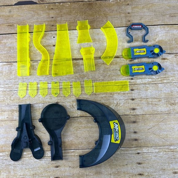 Micro Chargers Extra Tracks/Parts Jump Track Set with Tracks 2 Chargers NO cars - Picture 2 of 7